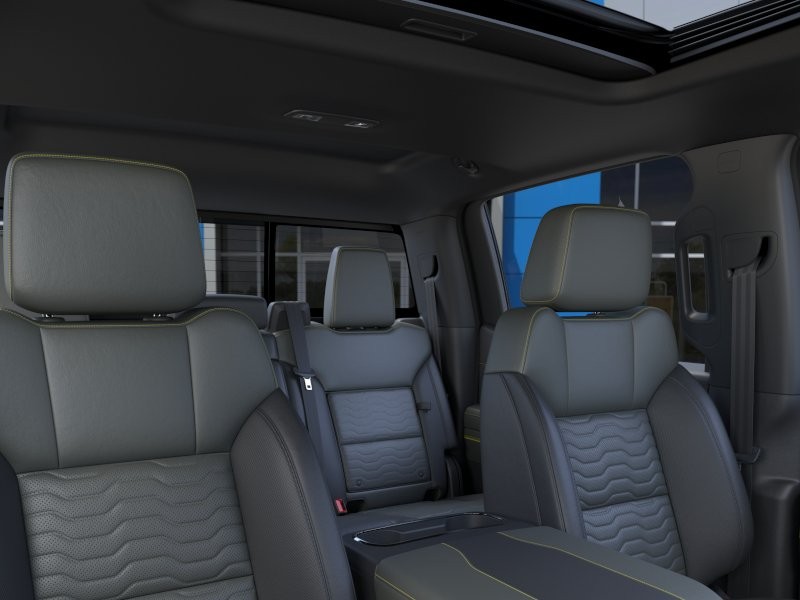 Chevrolet Silverado 1500 Vehicle Full-screen Gallery Image 24