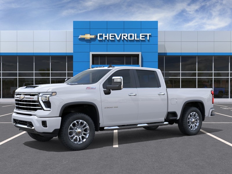 Chevrolet Silverado 2500HD Vehicle Full-screen Gallery Image 2