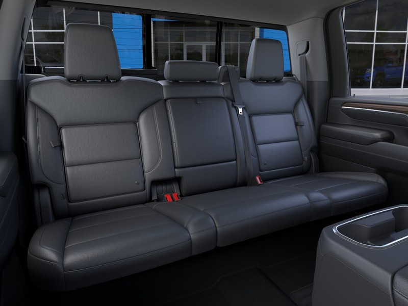 Chevrolet Silverado 2500HD Vehicle Full-screen Gallery Image 17