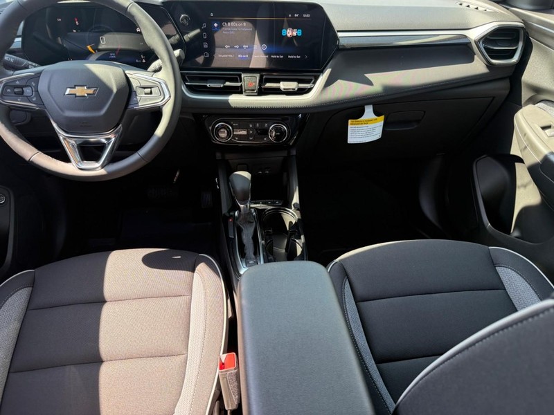 Chevrolet TrailBlazer Vehicle Full-screen Gallery Image 6