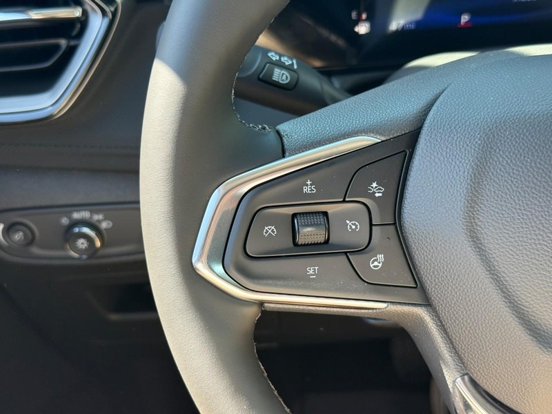 Chevrolet TrailBlazer Vehicle Full-screen Gallery Image 13