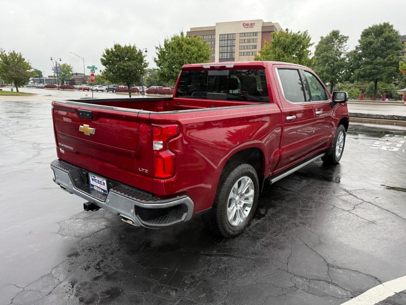 Chevrolet Silverado 1500 Vehicle Full-screen Gallery Image 8