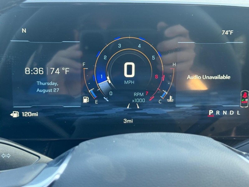 Chevrolet Equinox Vehicle Full-screen Gallery Image 15