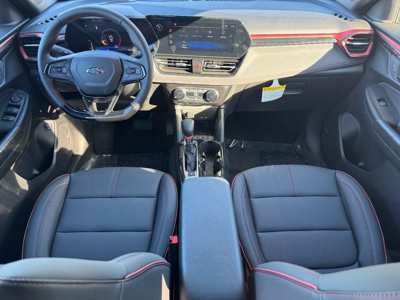 Chevrolet TrailBlazer Vehicle Full-screen Gallery Image 6