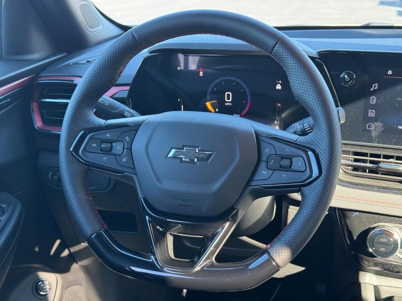 Chevrolet TrailBlazer Vehicle Full-screen Gallery Image 7