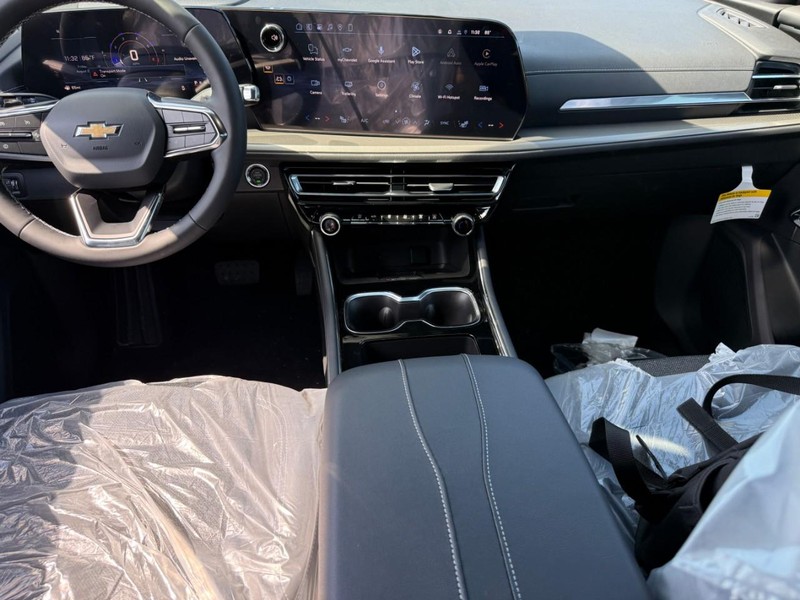 Chevrolet Traverse Vehicle Full-screen Gallery Image 7