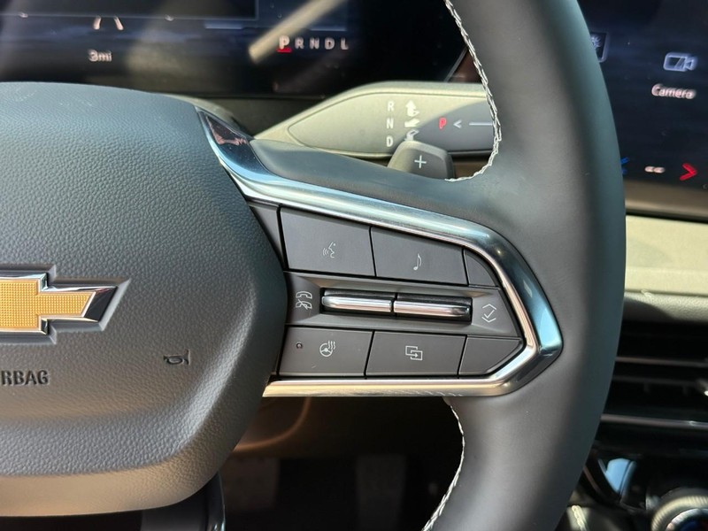 Chevrolet Traverse Vehicle Full-screen Gallery Image 13