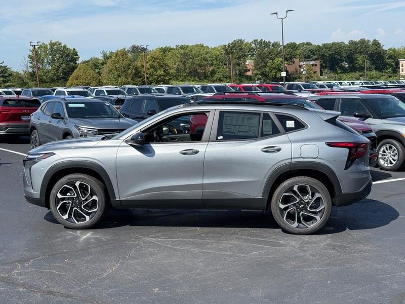 Chevrolet Trax Vehicle Full-screen Gallery Image 2