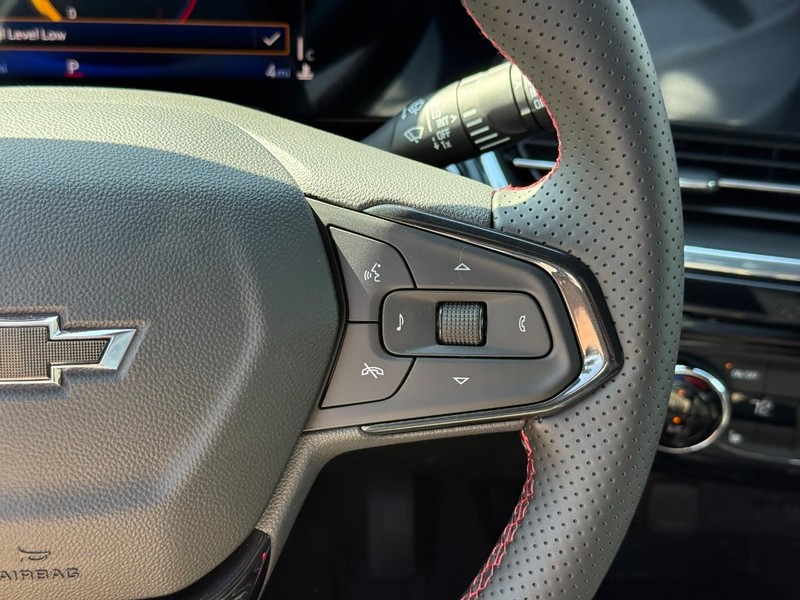 Chevrolet Trax Vehicle Full-screen Gallery Image 15