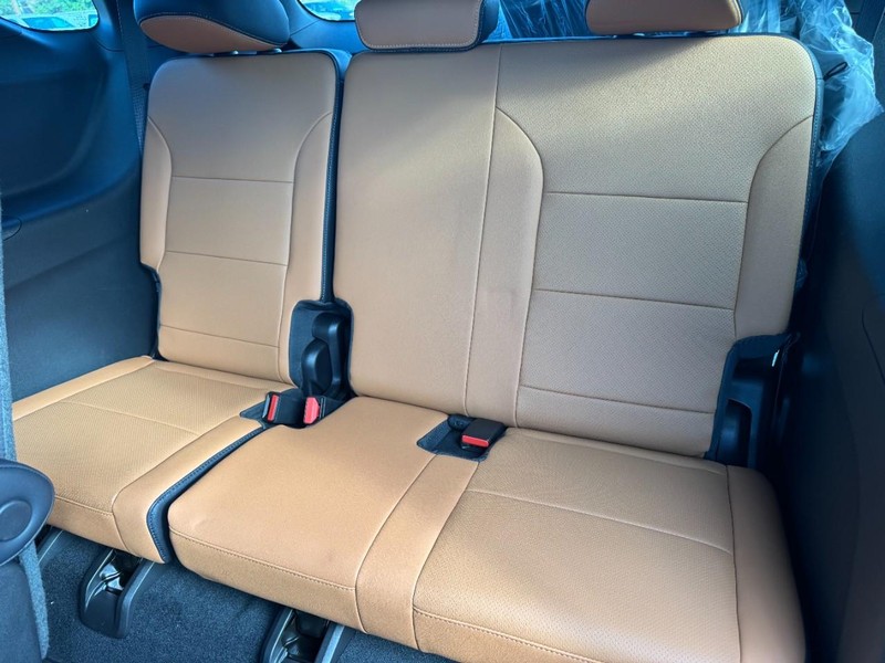 Chevrolet Traverse Vehicle Full-screen Gallery Image 6
