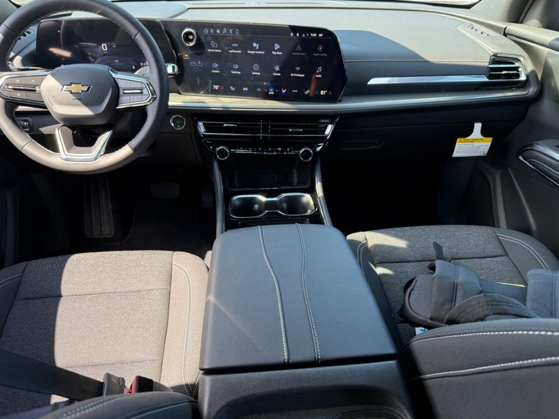 Chevrolet Traverse Vehicle Full-screen Gallery Image 7