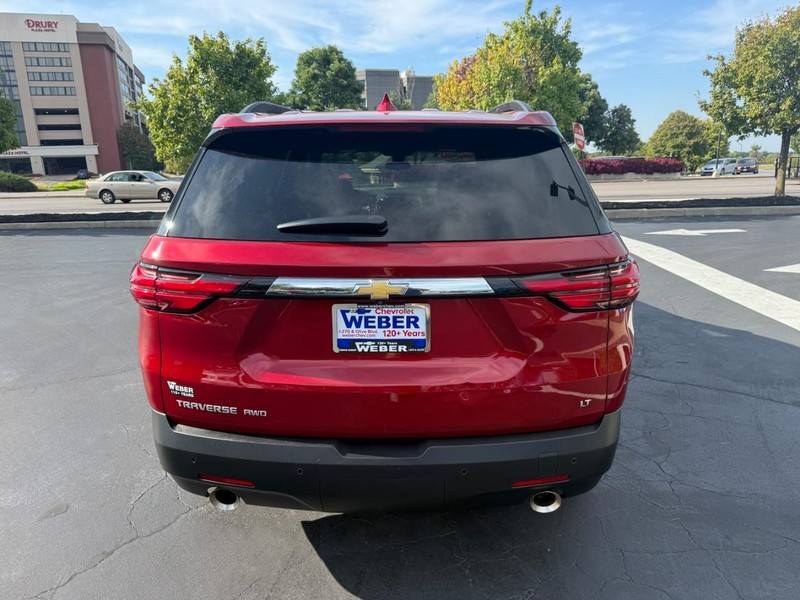 Chevrolet Traverse Vehicle Full-screen Gallery Image 7