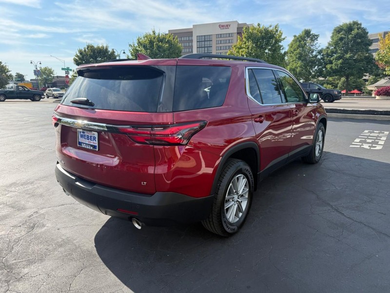 Chevrolet Traverse Vehicle Full-screen Gallery Image 8
