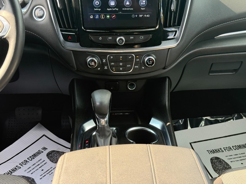 Chevrolet Traverse Vehicle Full-screen Gallery Image 16