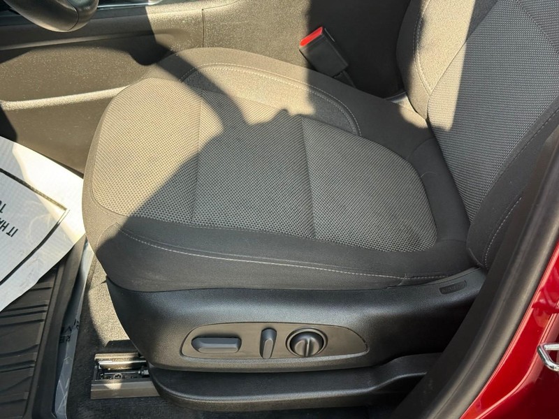 Chevrolet Traverse Vehicle Full-screen Gallery Image 18