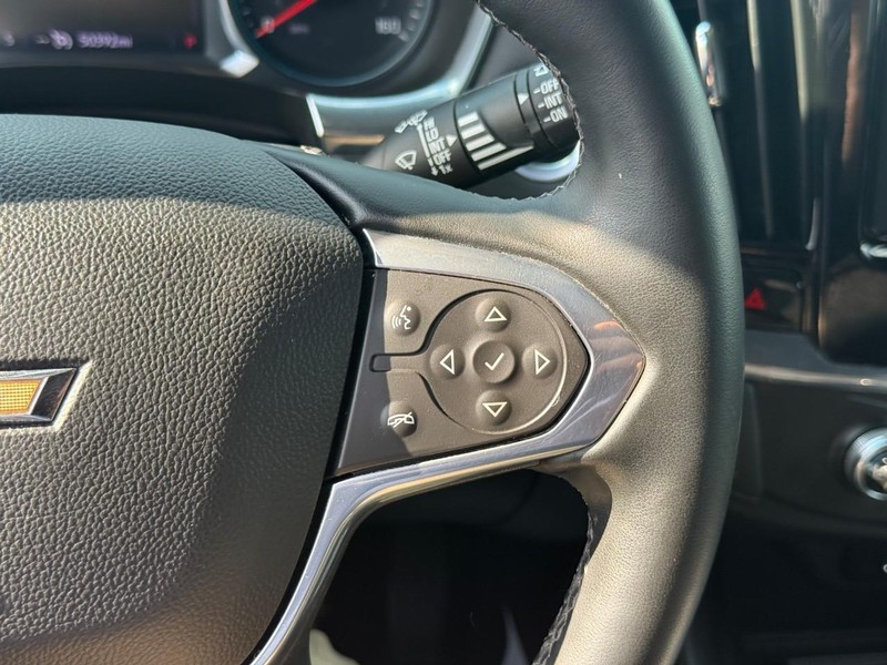Chevrolet Traverse Vehicle Full-screen Gallery Image 21