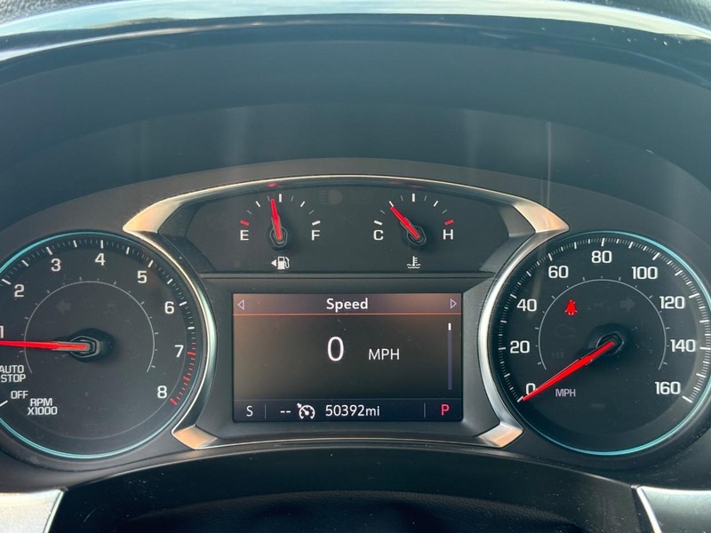 Chevrolet Traverse Vehicle Full-screen Gallery Image 24