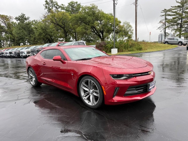 Chevrolet Camaro Vehicle Full-screen Gallery Image 08