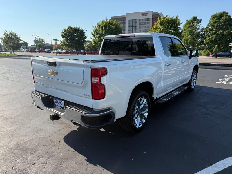 Chevrolet Silverado 1500 Vehicle Full-screen Gallery Image 7