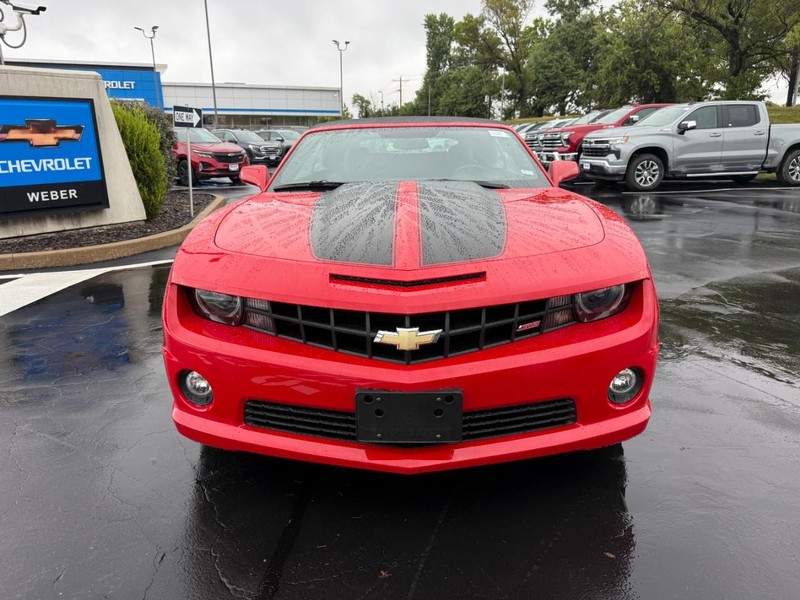 Chevrolet Camaro Vehicle Full-screen Gallery Image 09