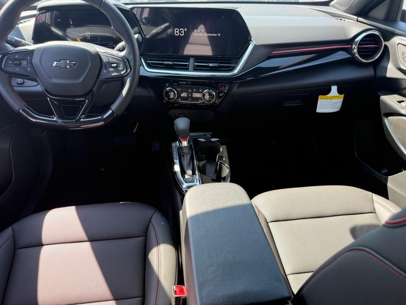 Chevrolet Trax Vehicle Full-screen Gallery Image 5
