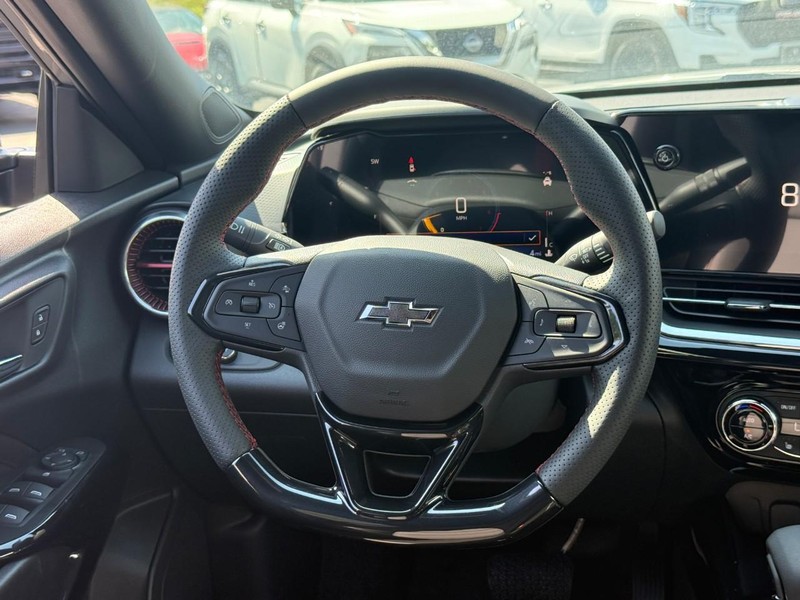 Chevrolet Trax Vehicle Full-screen Gallery Image 6