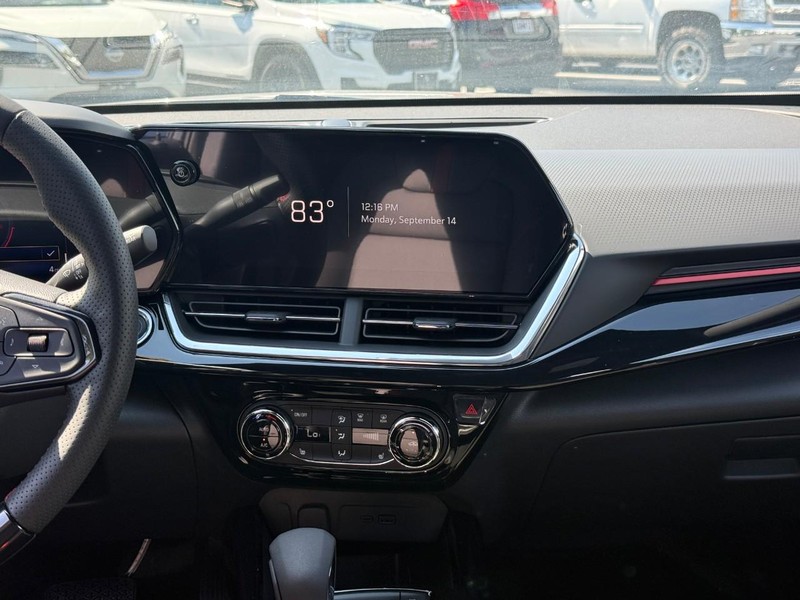 Chevrolet Trax Vehicle Full-screen Gallery Image 7