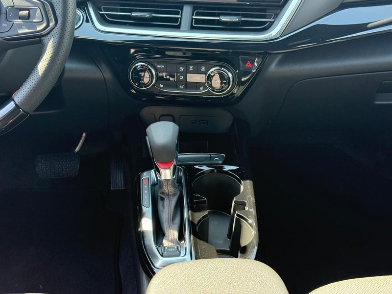 Chevrolet Trax Vehicle Full-screen Gallery Image 8