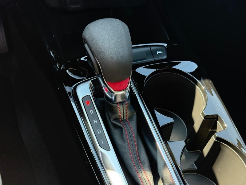 Chevrolet Trax Vehicle Full-screen Gallery Image 14
