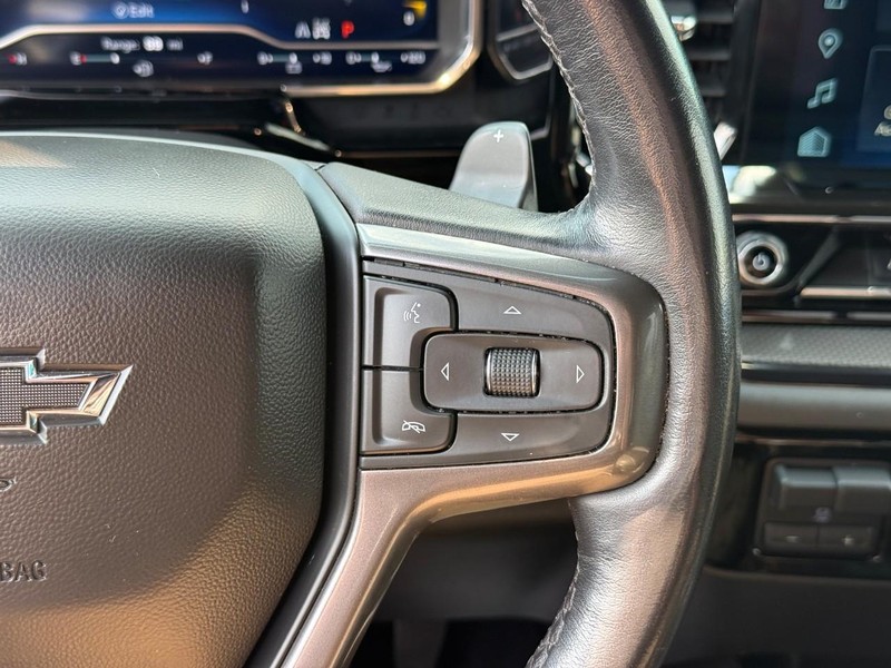 Chevrolet Silverado 1500 Vehicle Full-screen Gallery Image 21