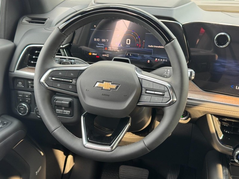 Chevrolet Tahoe Vehicle Full-screen Gallery Image 10