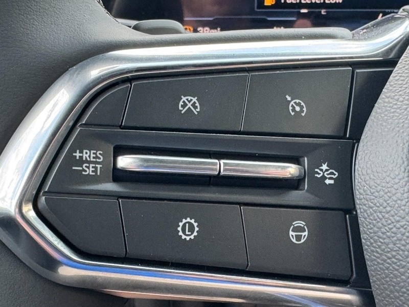 Chevrolet Tahoe Vehicle Full-screen Gallery Image 16