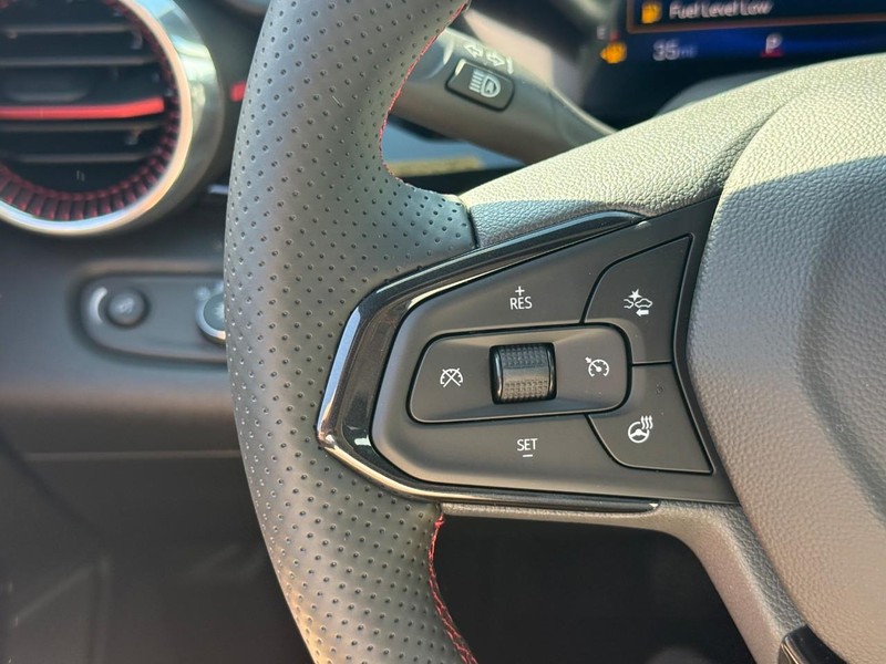 Chevrolet Trax Vehicle Full-screen Gallery Image 13