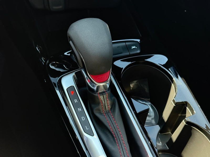 Chevrolet Trax Vehicle Full-screen Gallery Image 15