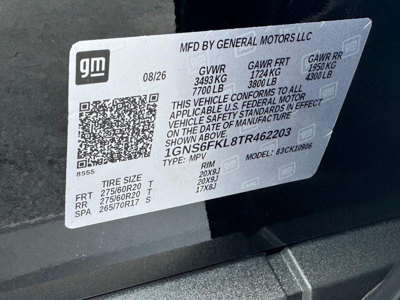 Chevrolet Suburban Vehicle Full-screen Gallery Image 20