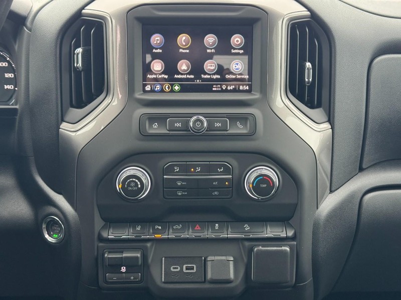 Chevrolet Silverado 2500HD Vehicle Full-screen Gallery Image 10