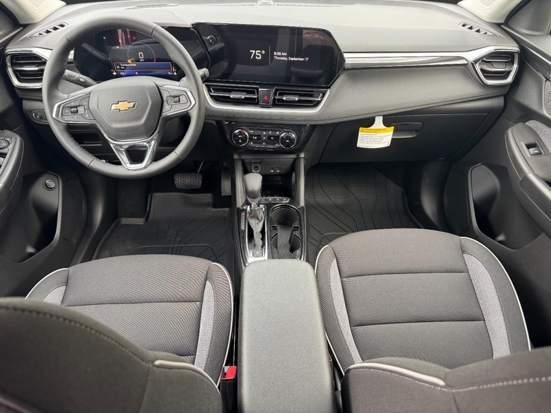 Chevrolet TrailBlazer Vehicle Full-screen Gallery Image 7
