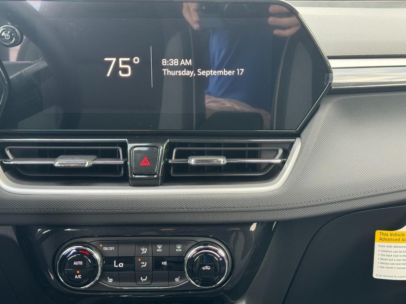 Chevrolet TrailBlazer Vehicle Full-screen Gallery Image 9