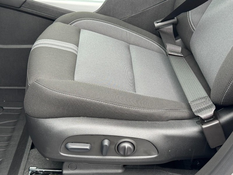 Chevrolet Blazer Vehicle Full-screen Gallery Image 9