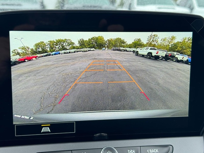 Chevrolet Blazer Vehicle Full-screen Gallery Image 15