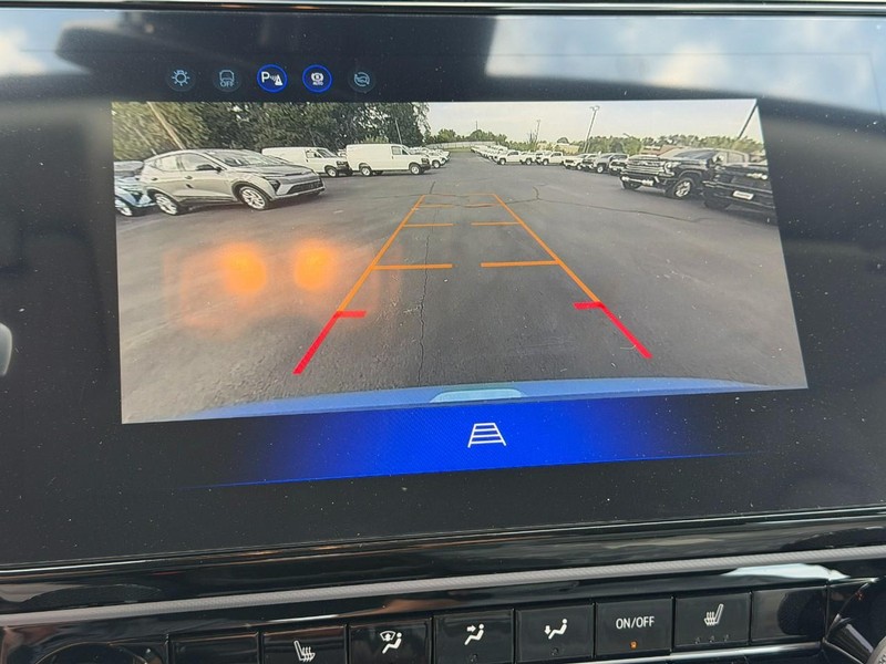 Chevrolet Bolt Vehicle Full-screen Gallery Image 13