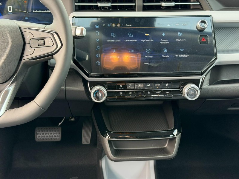 Chevrolet Bolt Vehicle Full-screen Gallery Image 7