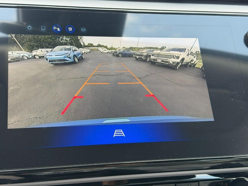 Chevrolet Bolt Vehicle Full-screen Gallery Image 13