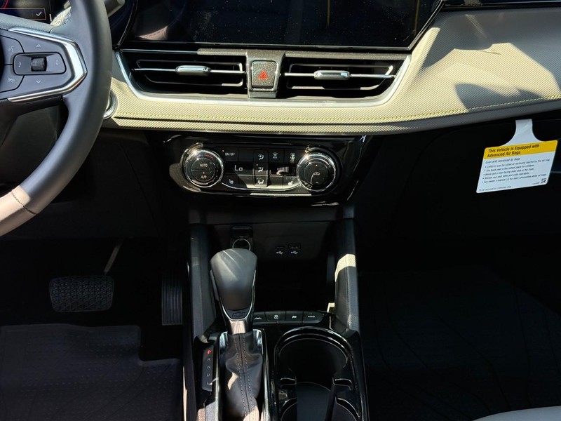 Chevrolet TrailBlazer Vehicle Full-screen Gallery Image 10