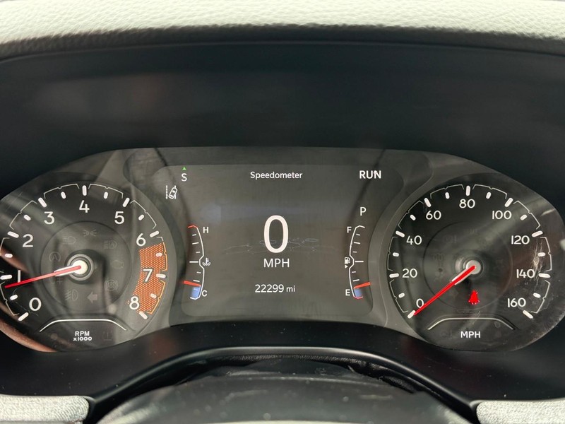 Jeep Compass Vehicle Full-screen Gallery Image 22
