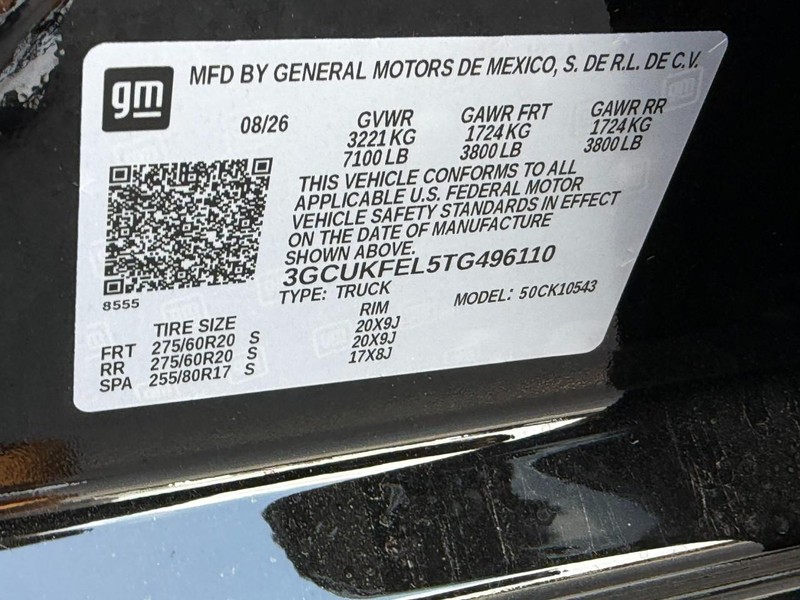 Chevrolet Silverado 1500 Vehicle Full-screen Gallery Image 15