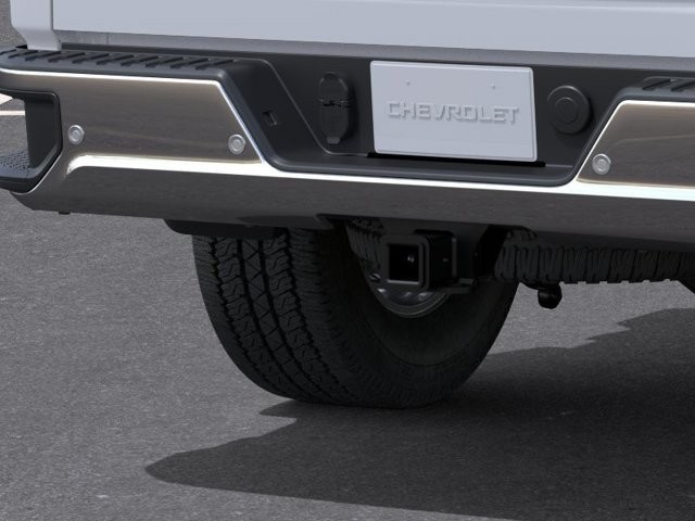 Chevrolet Silverado 2500HD Vehicle Full-screen Gallery Image 16