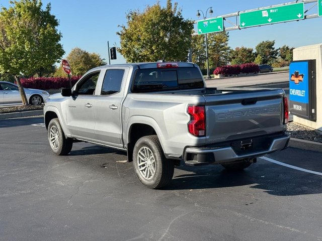 Chevrolet Colorado Vehicle Full-screen Gallery Image 03