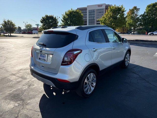 Buick Encore Vehicle Full-screen Gallery Image 07