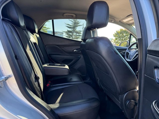 Buick Encore Vehicle Full-screen Gallery Image 10